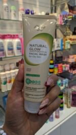 ⁦Eva Natural Glow Facial Wash⁩ - الصورة ⁦3⁩
