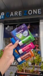 ⁦Vaseline Lip Therapy⁩ - الصورة ⁦2⁩